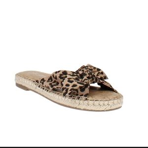 NIB SZ 6.5 Nine West Bellah Slide Sandal Cheetah fabric
